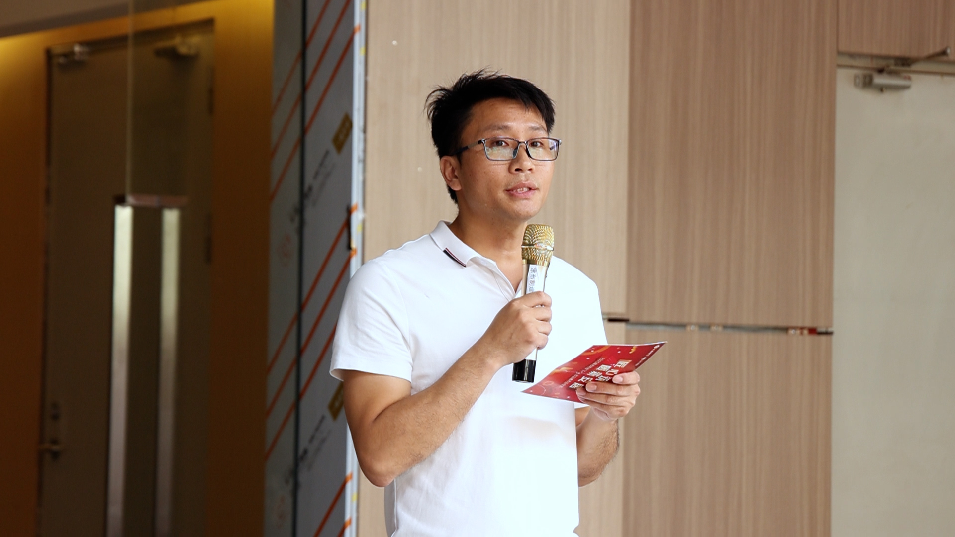 1759039600808918.jpg 1759039600808918.jpg